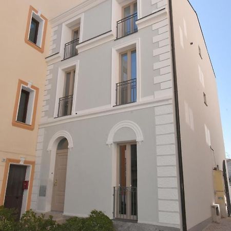 Cavour Rooms Олбия Екстериор снимка