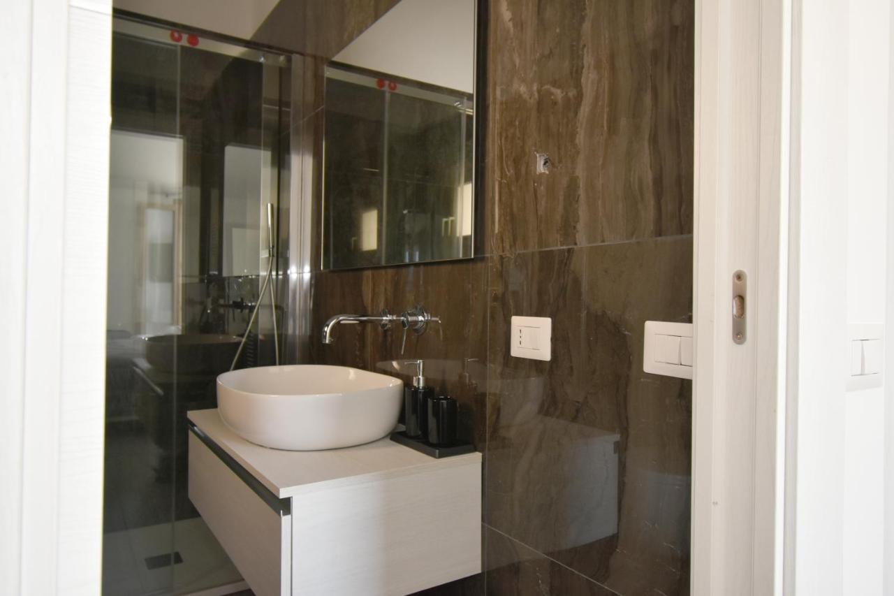 Cavour Rooms Олбия Екстериор снимка